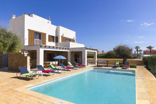 Ibiza 4 bedroom villa, Cala'n Blanes
