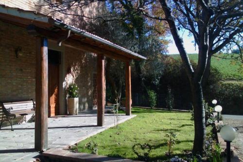 Κήπος έξω από το Il Picchio Verde