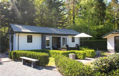 Awesome Home In Vorden With 3 Bedrooms And Wifi