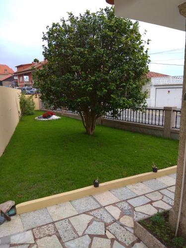 Κήπος έξω από το Casa Marisma Xacobeo