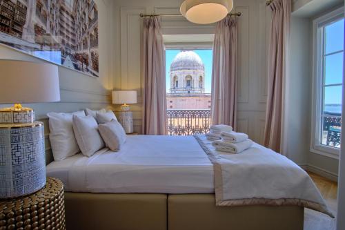 GLAMOROUS and CENTRAL ALFAMA RIVERVIEW