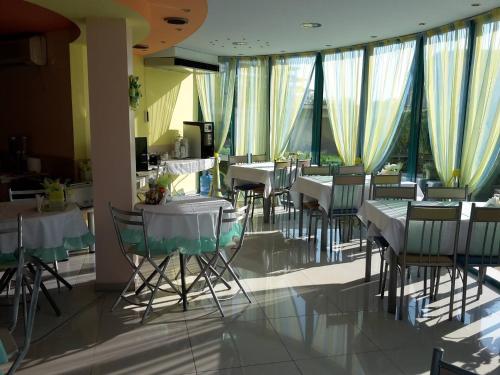 Restaurace v ubytování Sania