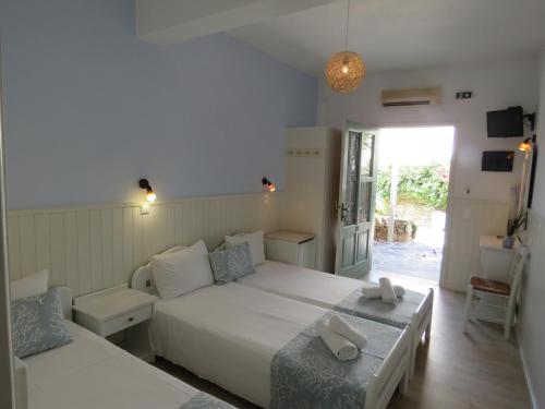 Gallery image of Corali Beach Hotel in Ios Chora