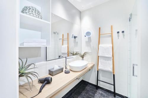Phòng tắm tại ÜberFluss Serviced-Apartments