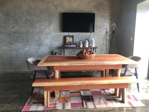 Μια τηλεόραση ή/και κέντρο ψυχαγωγίας στο Rosa Chá