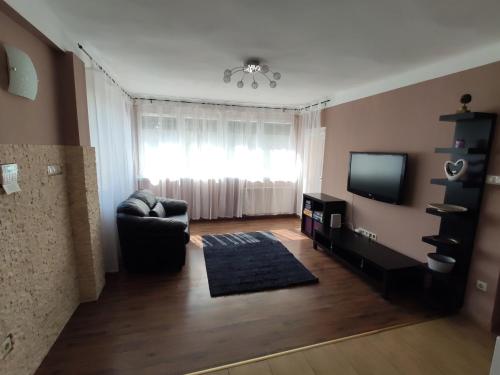 Μια τηλεόραση ή/και κέντρο ψυχαγωγίας στο Star apartman