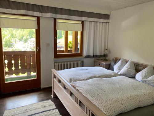 Ένα ή περισσότερα κρεβάτια σε δωμάτιο στο Kienberghof