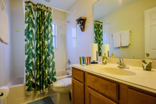 Group friendly 8BR home with private pool 5 miles to Disney photo 22