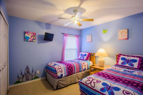 Group friendly 8BR home with private pool 5 miles to Disney photo 21