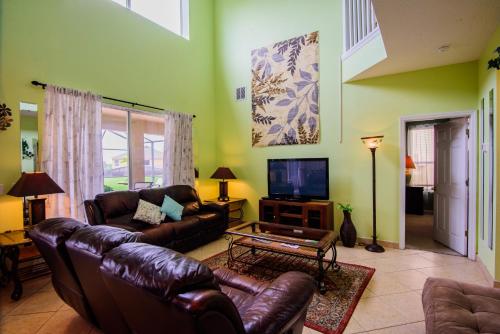 Group friendly 8BR home with private pool 5 miles to Disney photo 11