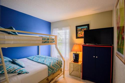 Group friendly 8BR home with private pool 5 miles to Disney photo 9