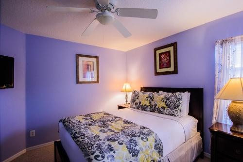 Group friendly 8BR home with private pool 5 miles to Disney photo 19