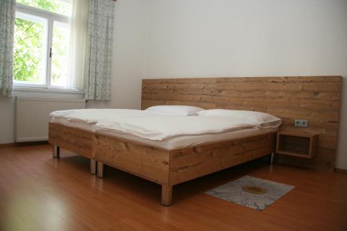 Posteľ alebo postele v izbe v ubytovaní Apartments Wirrer