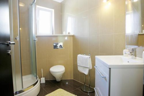 Et badeværelse på Holiday Home Villa Di