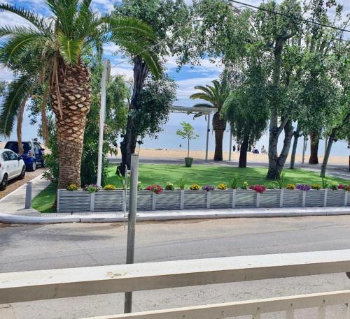 Sea View Apartment in Flogita