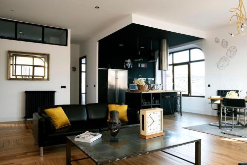 Posezení v ubytování Gran loft en los pinares de Covaleda, Soria