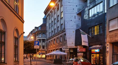 Irundo Downtown Apartments
