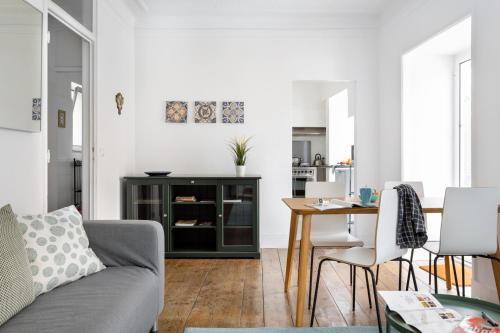 Gallery image of ALTIDO Stunning 4BR Apt with terrace and seaview in Alfama in Lisbon