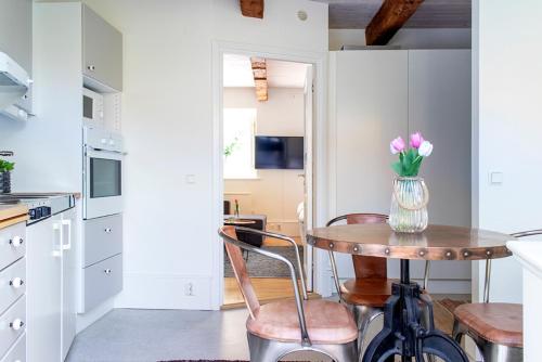Kjøkken eller kjøkkenkrok på Visby City Apartments S:t Hansgatan
