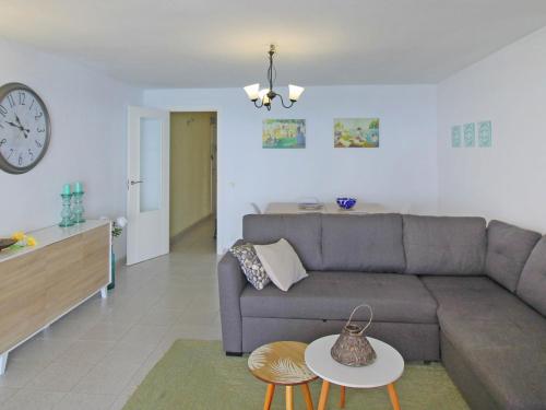 Apartment Las Palmeras by Interhome