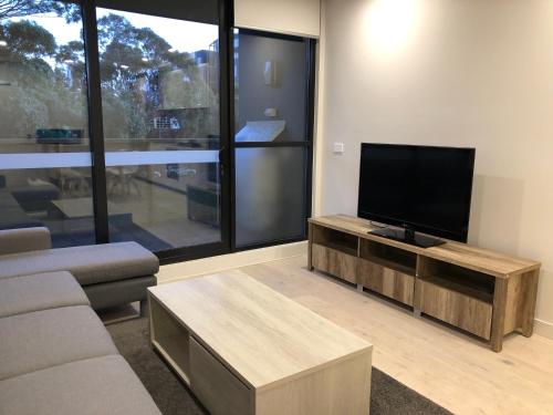 Gallery image of 3 bed rooms apartment super convenient location in Box Hill