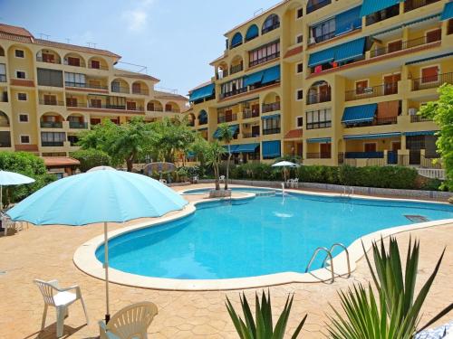 Bajo las nubes, Viñamar III, La Mata, Torrevieja