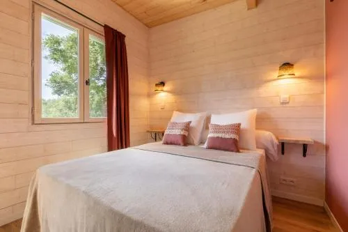 Le Mas des Cerisiers JACUZZI et SAUNA inclus pour tous les logements photo 11