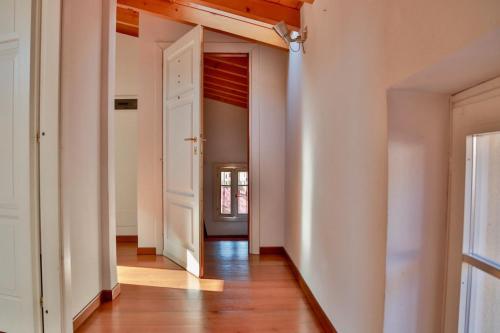 Φωτογραφία από το άλμπουμ του Contempora Apartments - Ca' Brenta Attic σε San Fedele Intelvi