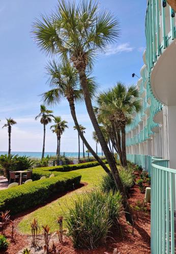 Casa Loma Panama City Beach - Beachfront photo 16