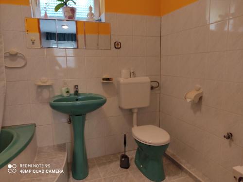 Fox Apartmanok 8380 Hévíz, Zrínyi utca 102 kép - 3