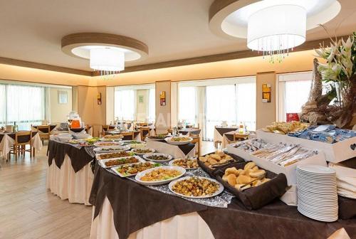 Gallery image of Hotel Amico in Cervia