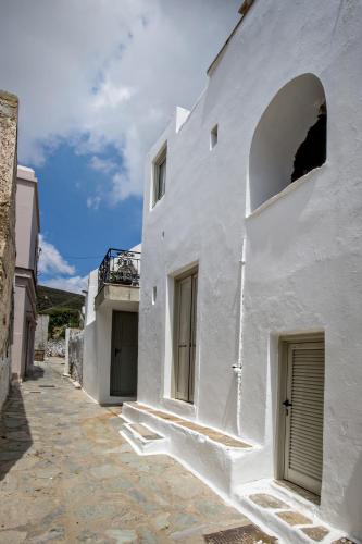 Gallery image of Xατζηράδος in Chatzirados