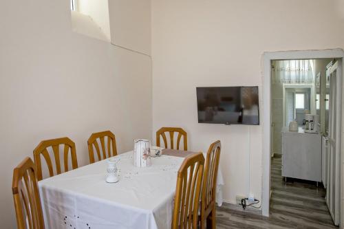 Gallery image of Xατζηράδος in Chatzirados
