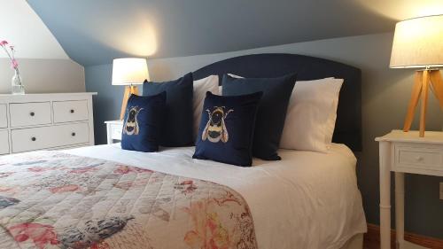 Katil atau katil-katil dalam bilik di Old Farm Holiday Cottages - Scottish Borders