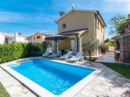 Holiday Home Antoni by Interhome