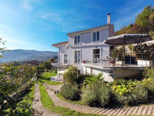 Apartment Bella Vista-2 by Interhome