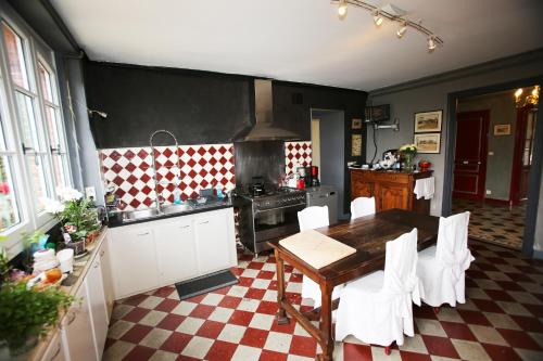 Dapur atau dapur kecil di Chambres d'Hôtes Le Mas