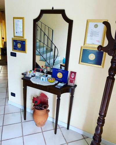 Φωτογραφία από το άλμπουμ του B&B Villa dei Fiori σε SantʼEufemia Lamezia
