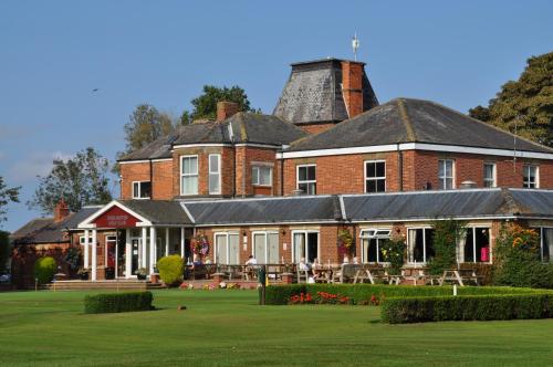 The building where the guesthouse is located 