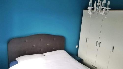 מיטה או מיטות בחדר ב-Apartman Sunset Trebinje