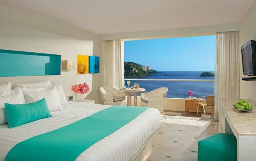 Gallery image of Sunscape Dorado Pacifico Ixtapa Resort & Spa- All Inclusive in Ixtapa