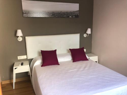 Postel nebo postele na pokoji v ubytování Hostal Sant Pau