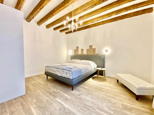 Katil atau katil-katil dalam bilik di Suite House new apartments wi fi Venice island