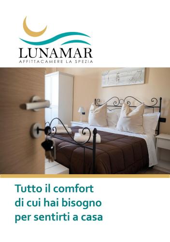 Кровать или кровати в номере Affittacamere Lunamar