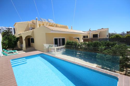 Villa Rosa A by amcf