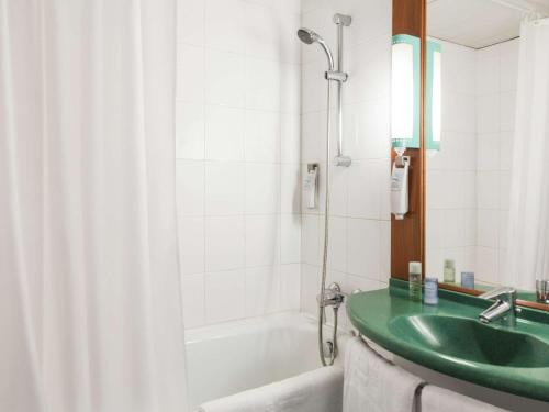 Koupelna v ubytování ibis Douala