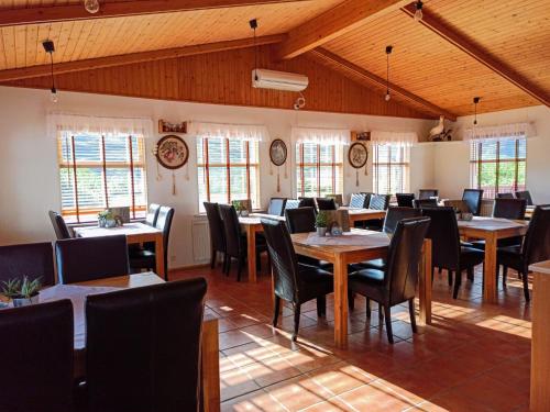 Restaurace v ubytování Engimyri Lodge
