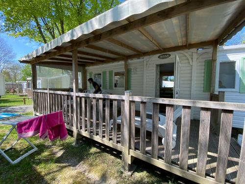 Balkoni atau teres di Camping Le Royan