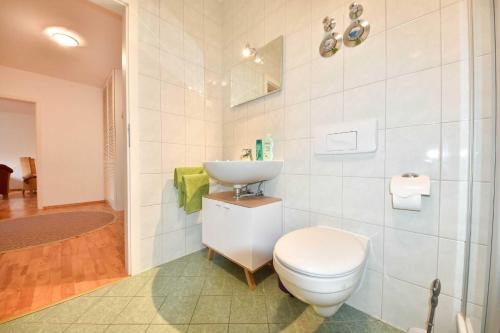 Ett badrum på Appartement Steinersberg 4