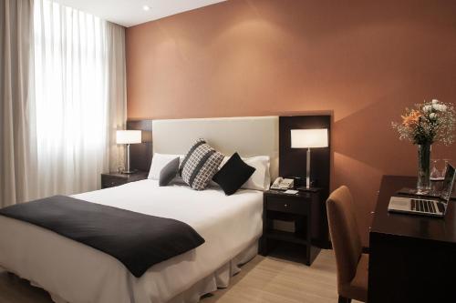 Gallery image of HR Luxor Hotel Buenos Aires in Buenos Aires